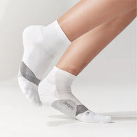 Elite Light Cushion Quarter Running Socks