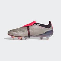 Predator 24 Elite Foldover Tongue SG Football Boots