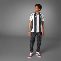 Juventus 24/25 Home Football Shirt