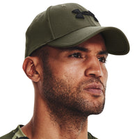 Under Armour Men's Blitzing Cap in marine green.